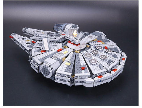 LEGO Star Wars Ultimate Collector's Millennium Falcon