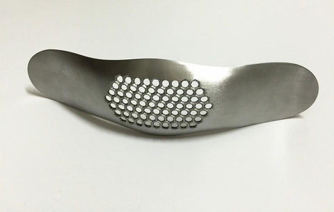 Stainless steel garlic press grinding slicer